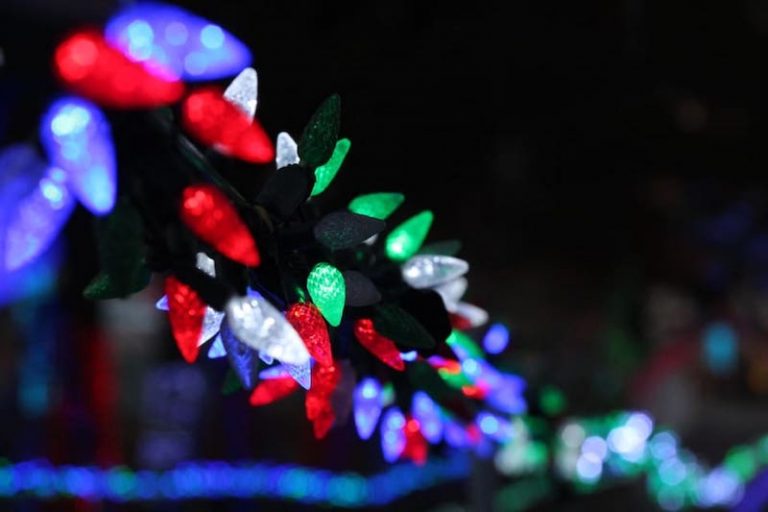 Tulsa Christmas Light Displays: 8 Best Options - Discover Tulsa